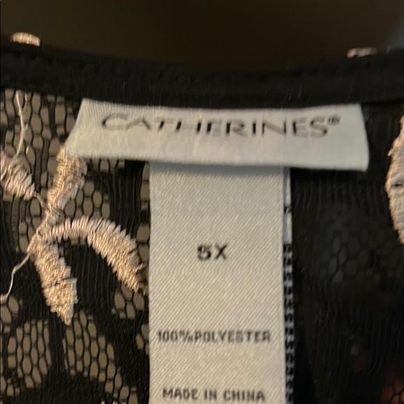 Catherines Black and Gold Embroidered Kimono - Picture 3 of 7